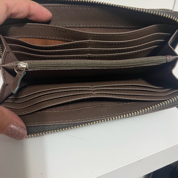 Fossil Dark Brown Leather Wallet - Picture 5 of 12